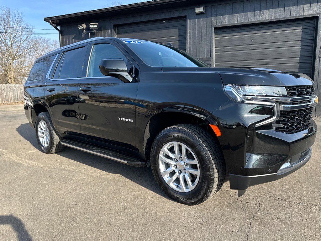 Used 2023 Chevrolet Tahoe LS image 1