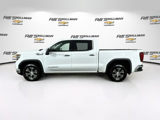 Used 2025 GMC Sierra 1500 SLT AWD/4WD image 4