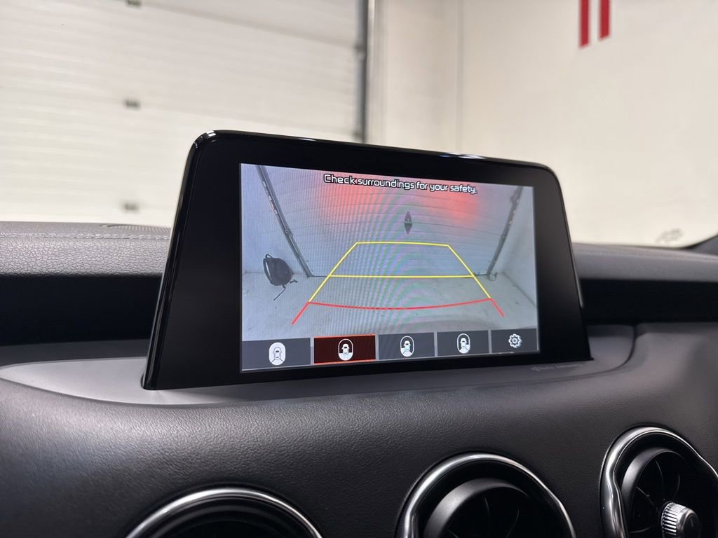 Used 2021 Kia Stinger GT2 image 22