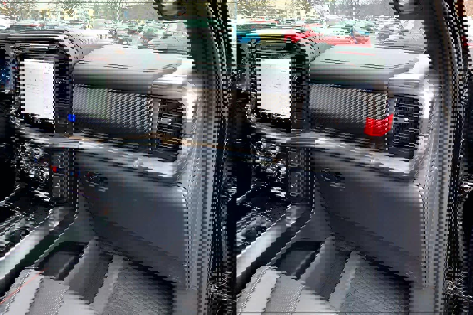 Used 2025 Ford F150 Raptor image 18