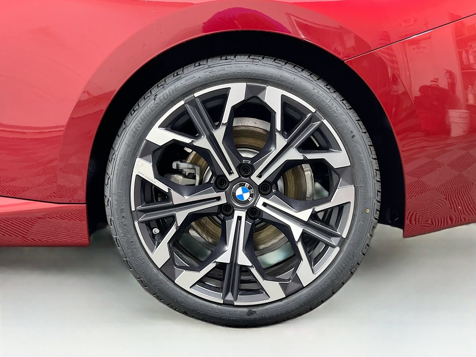 New 2025 BMW 230i xDrive Coupe w/ Premium Package AWD/4WD image 32