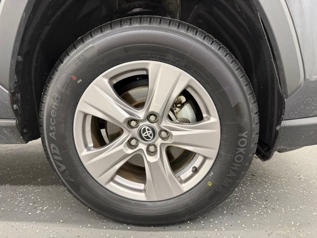 Certified 2025 Toyota RAV4 XLE AWD/4WD image 22