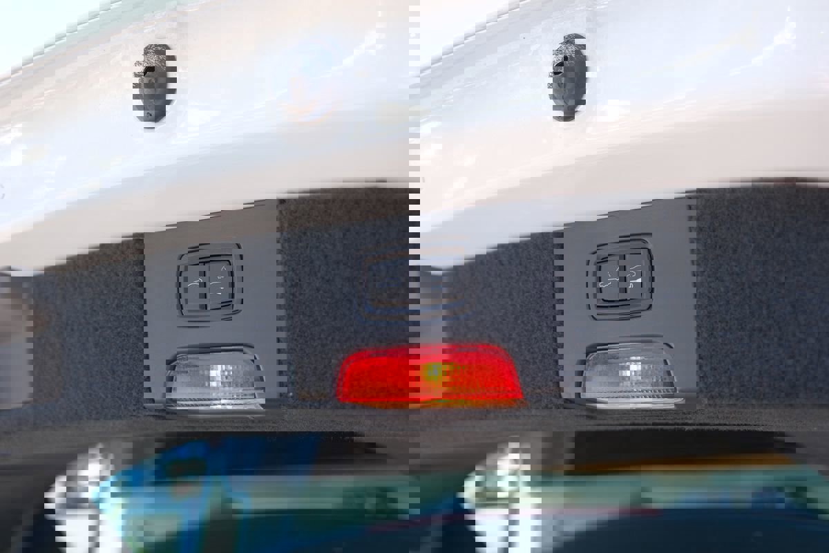 Used 2017 Porsche Cayenne S image 40