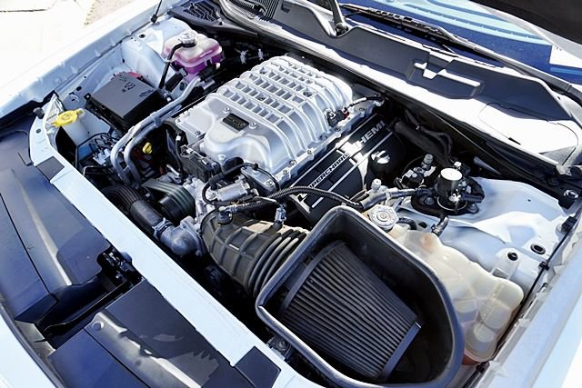 Used 2019 Dodge Challenger SRT Hellcat Redeye image 37