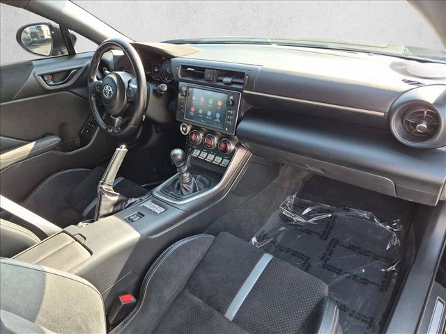 Used 2024 Toyota GR86 Premium RWD image 20