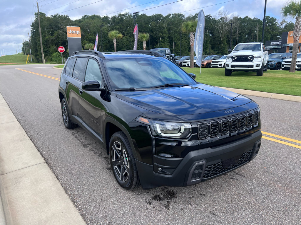 New 2026 Jeep Cherokee Laredo AWD/4WD image 1