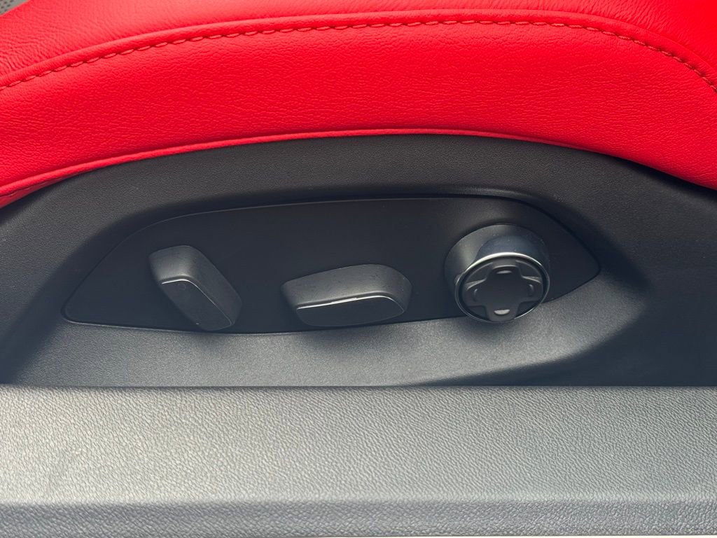 Used 2023 Chevrolet Corvette Stingray w/ Z51 Performance Package image 55