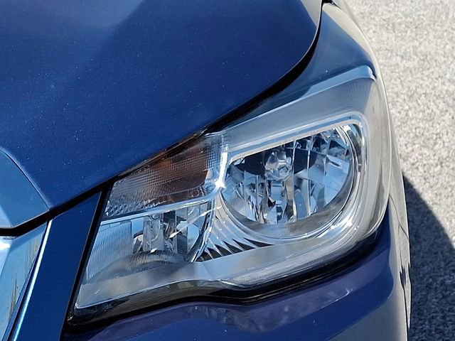 Used 2017 Subaru Forester 2.5i Premium image 12