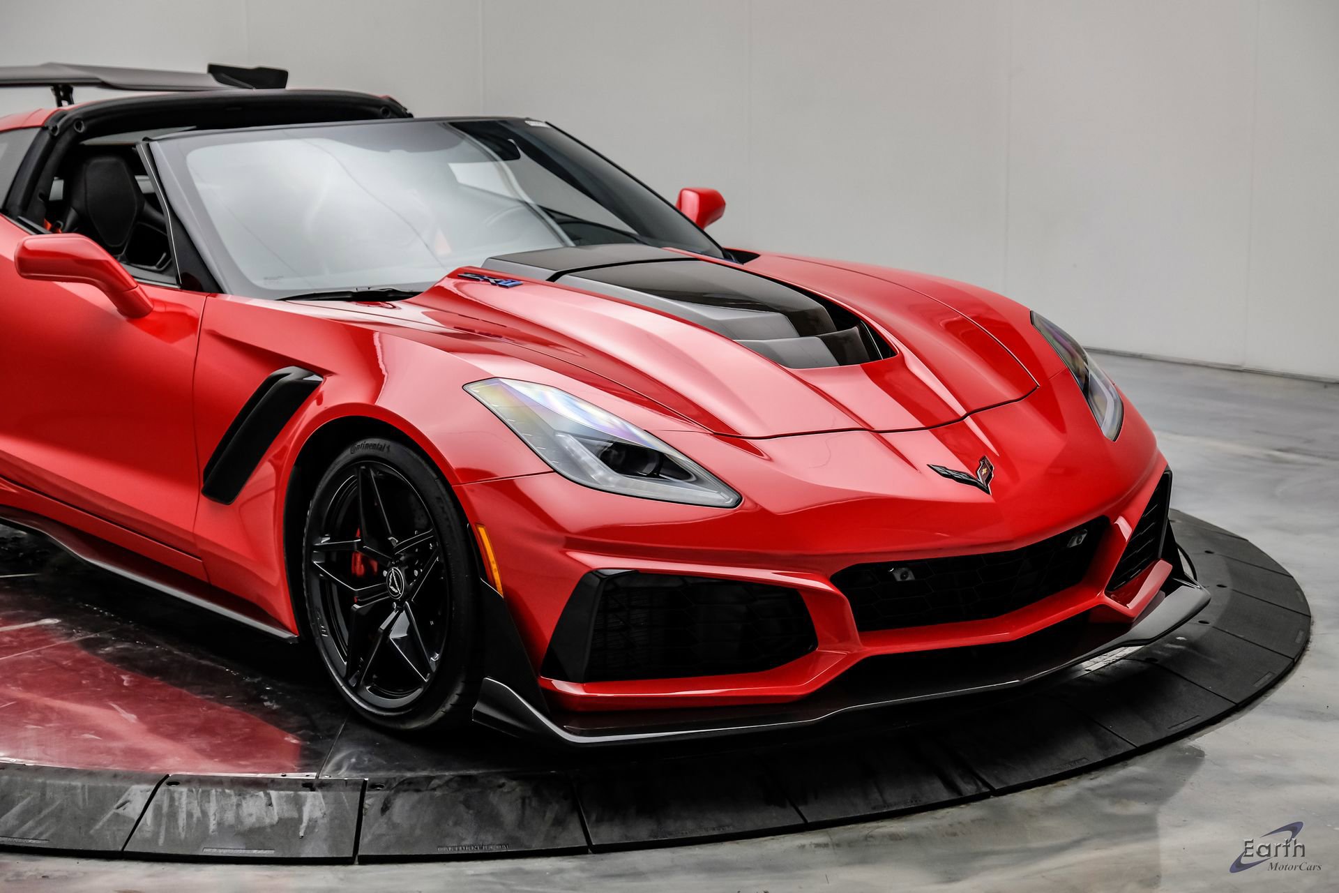 Used 2019 Chevrolet Corvette ZR1 RWD image 36