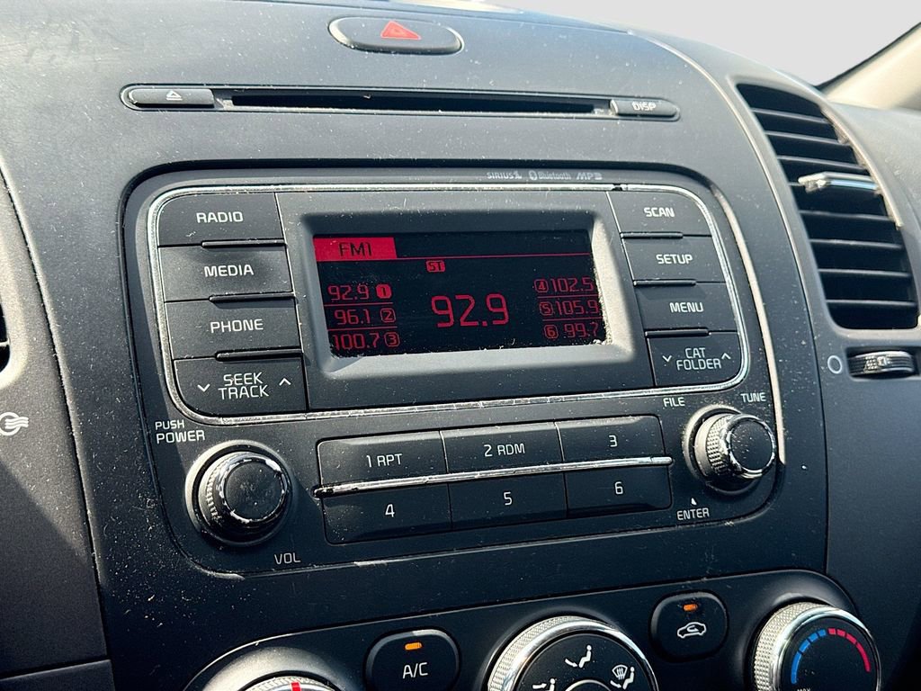 Used 2014 Kia Forte LX w/ Popular Package image 13