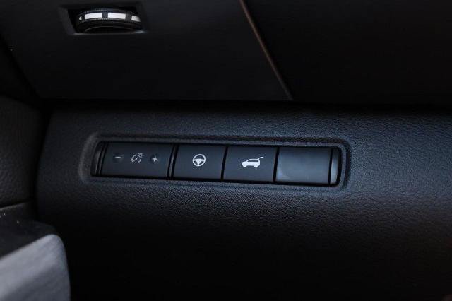 Certified 2025 Nissan Pathfinder SL w/ SL Premium Package FWD image 23