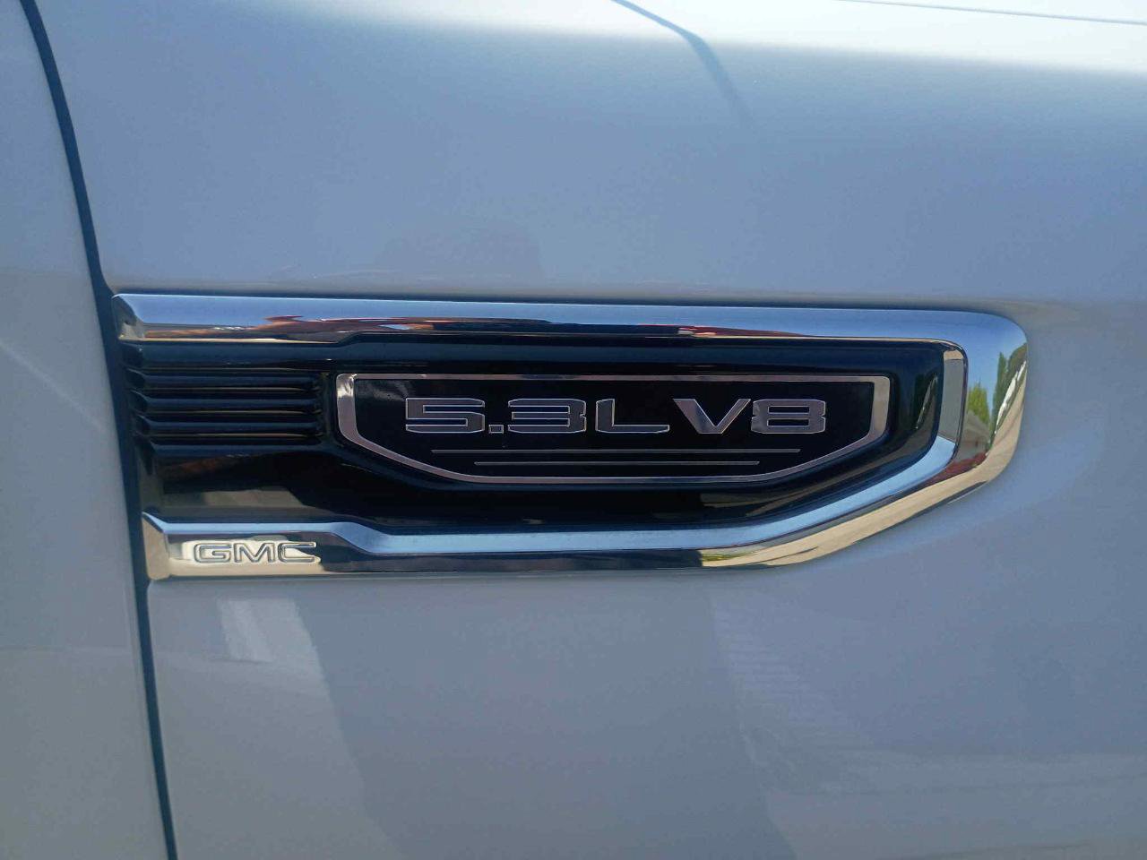 Used 2023 GMC Sierra 1500 SLT image 10