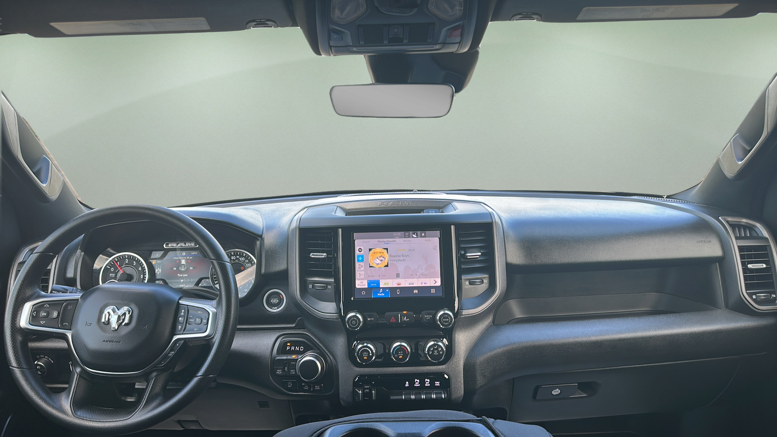 Used 2025 RAM 1500 Warlock AWD/4WD image 9
