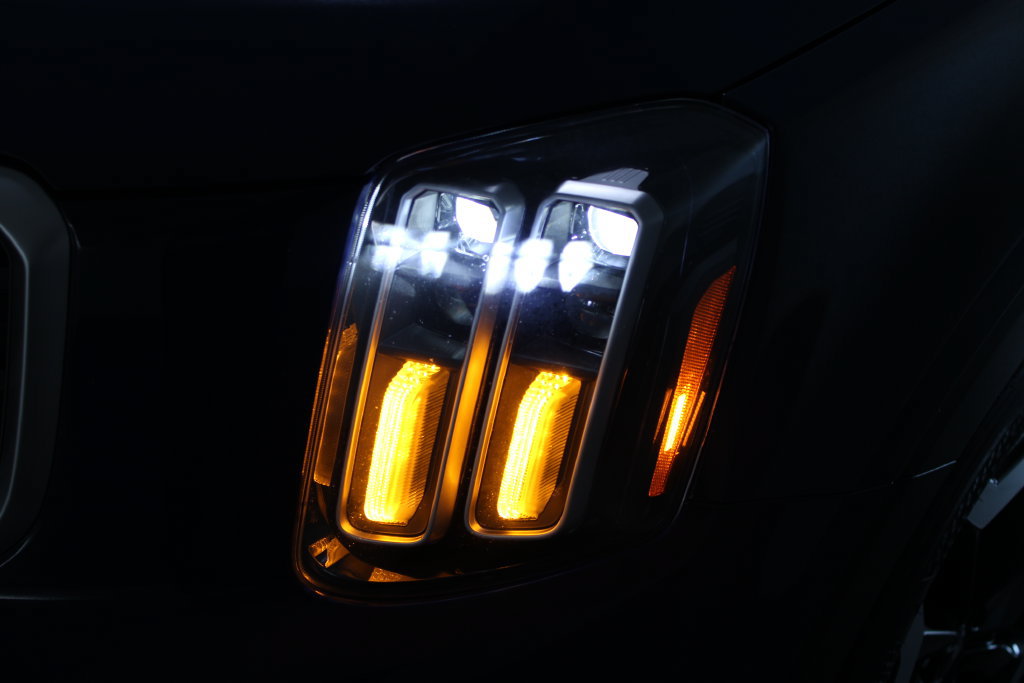 Used 2025 Kia Telluride S FWD image 40