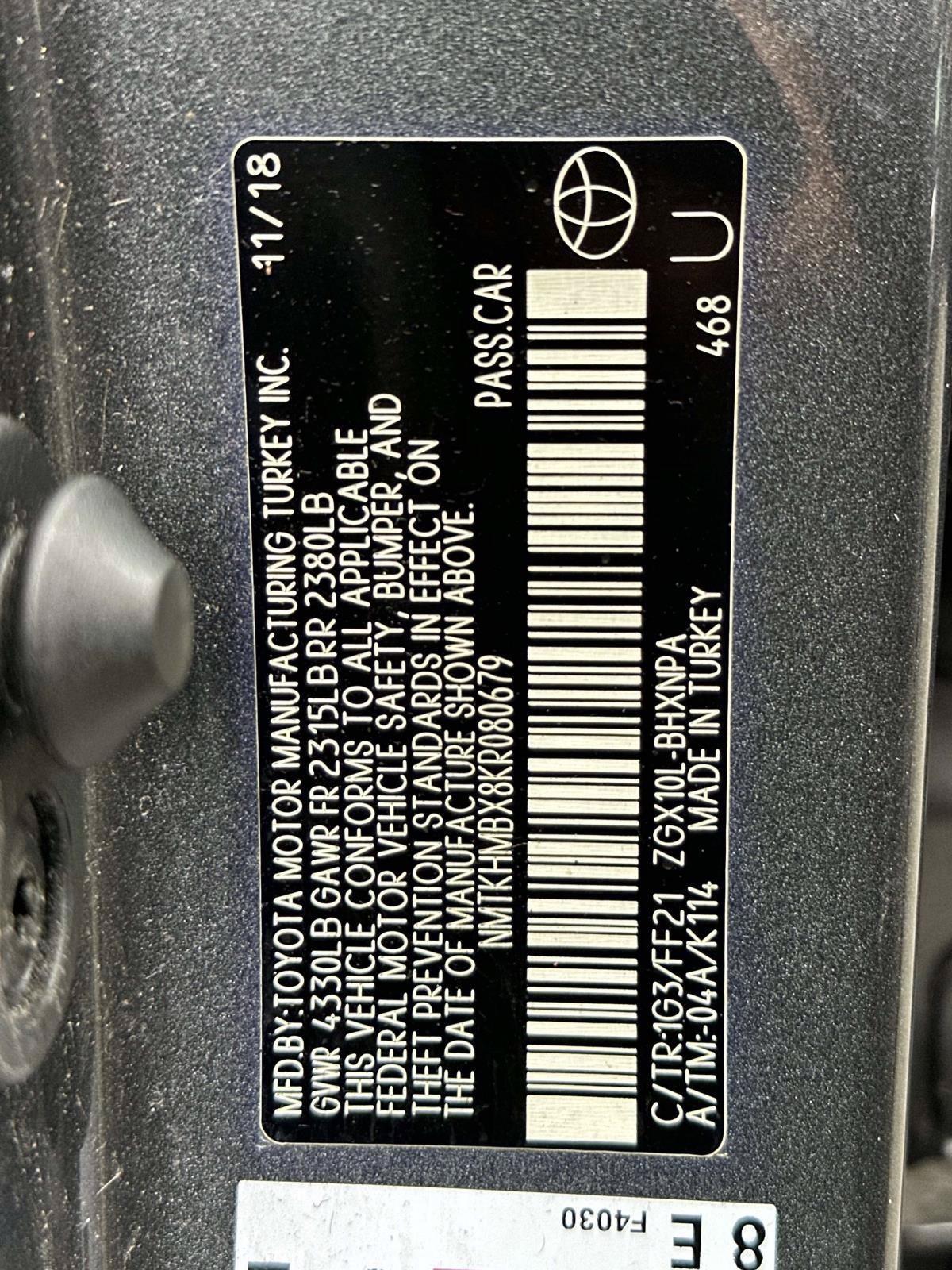 Used 2019 Toyota C-HR XLE FWD image 30