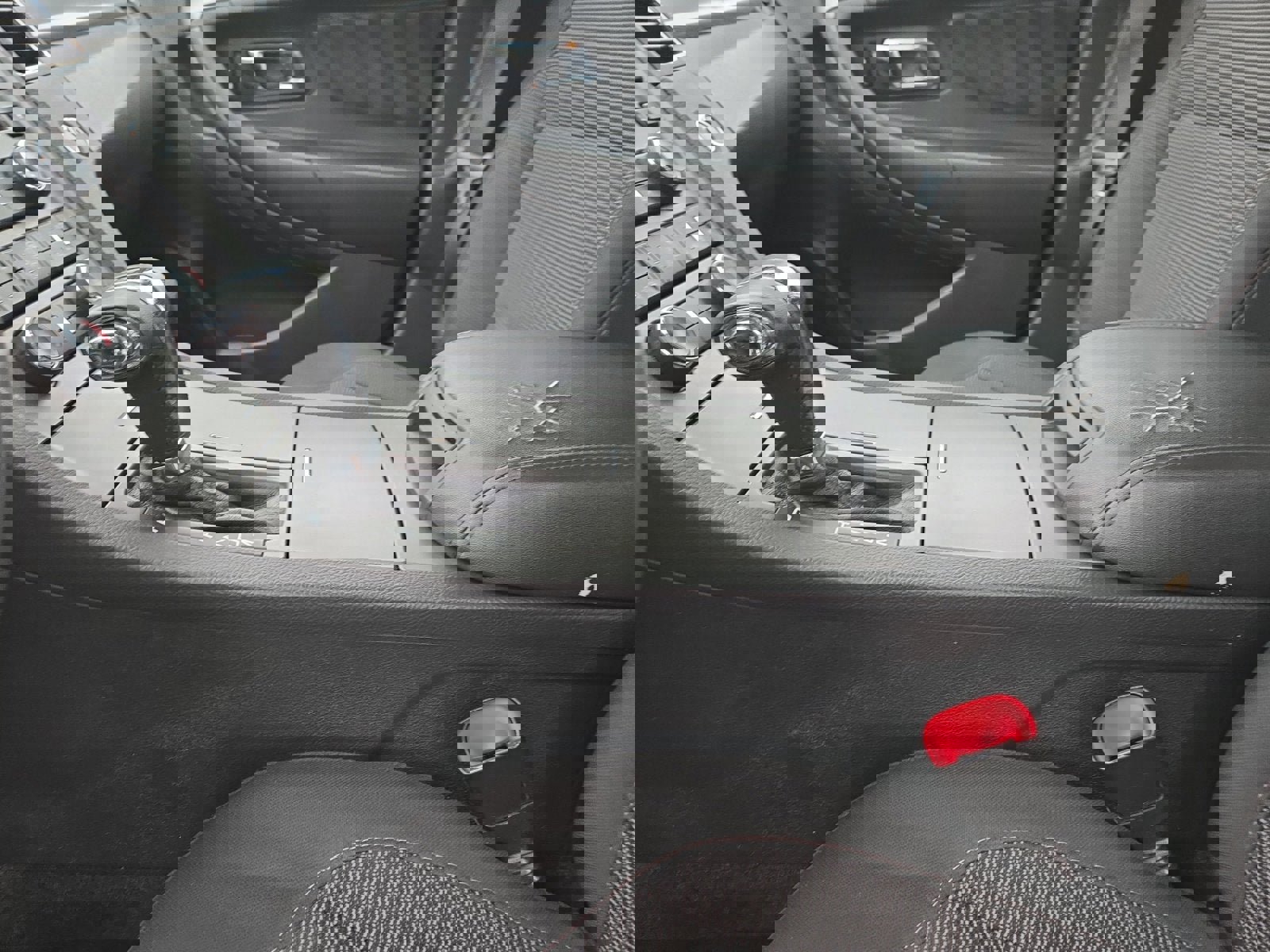 Used 2012 Ford Taurus SEL image 21