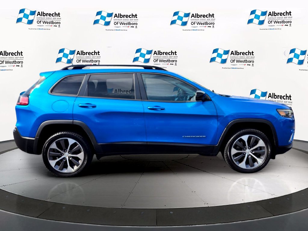 Used 2022 Jeep Cherokee Limited w/ Elite Package AWD/4WD image 6