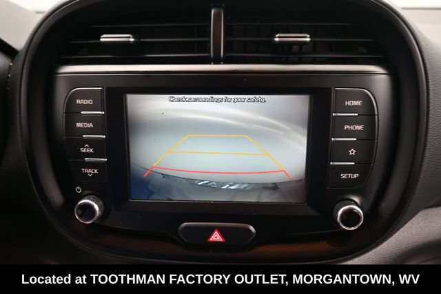Used 2021 Kia Soul LX FWD image 16