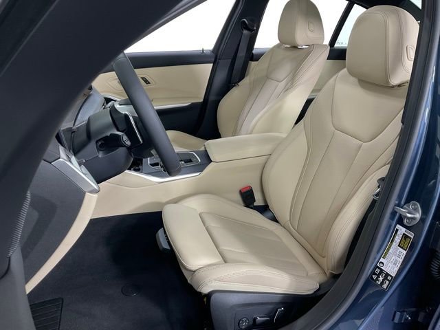 Certified 2025 BMW 330i xDrive 330i xDrive w/ Premium Package image 29