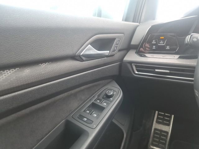 Used 2024 Volkswagen GTI S image 10