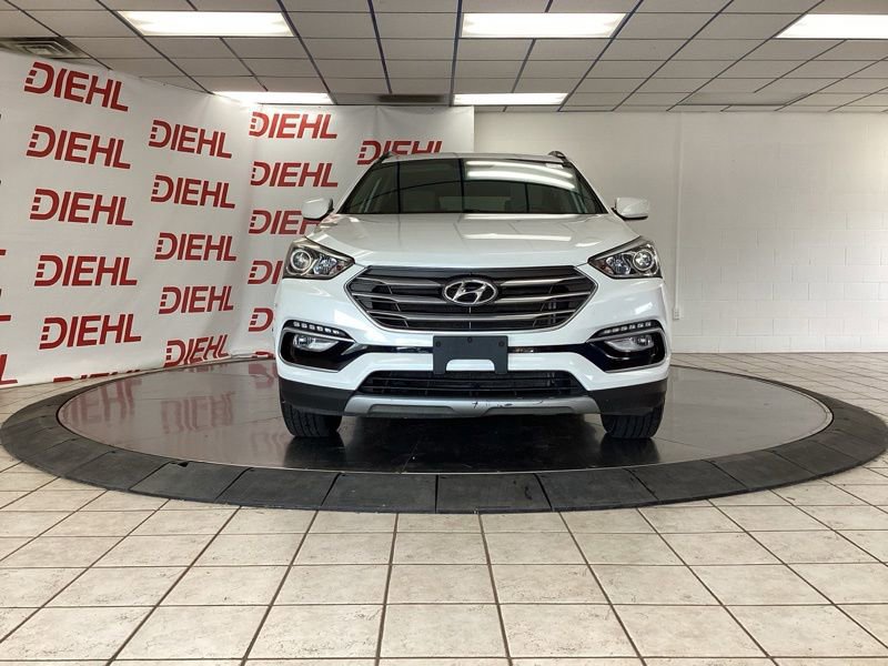 Used 2017 Hyundai Santa Fe Sport FWD image 2