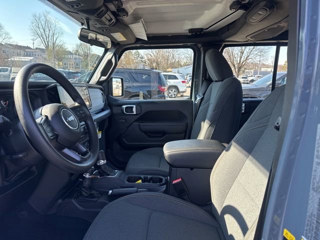 New 2026 Jeep Gladiator Sport image 12