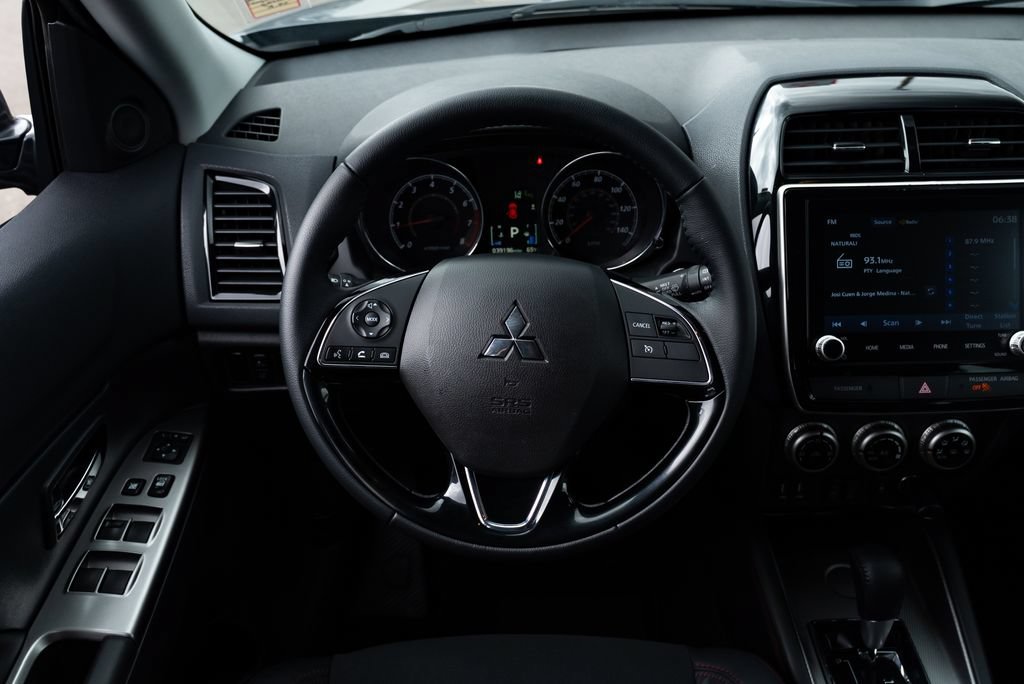 Used 2022 Mitsubishi Outlander Sport SE FWD image 11