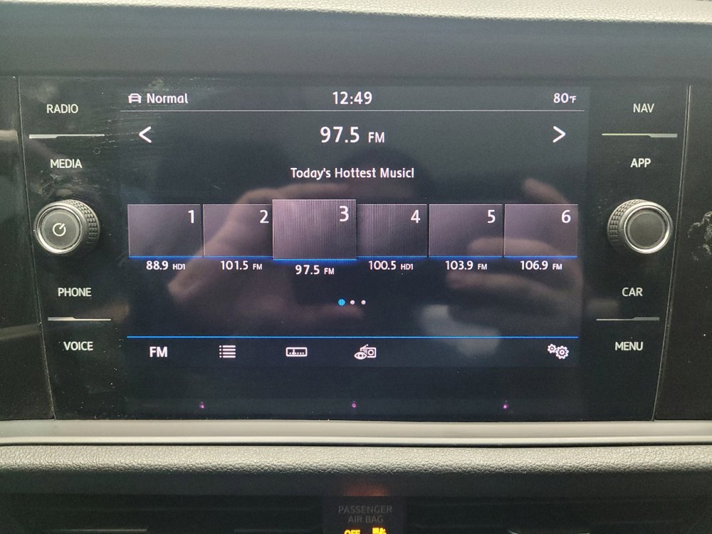 Used 2019 Volkswagen Jetta SEL Premium FWD image 25