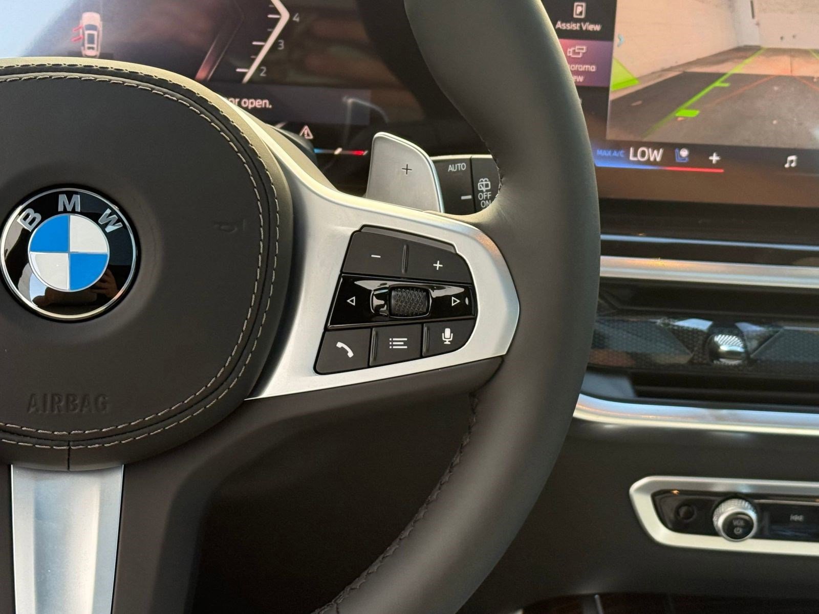 New 2026 BMW X7 xDrive40i w/ Executive Package image 25