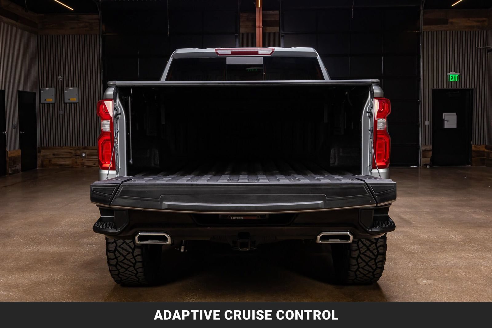 Used 2025 Chevrolet Silverado 1500 LT Trail Boss w/ Convenience Package II AWD/4WD image 9