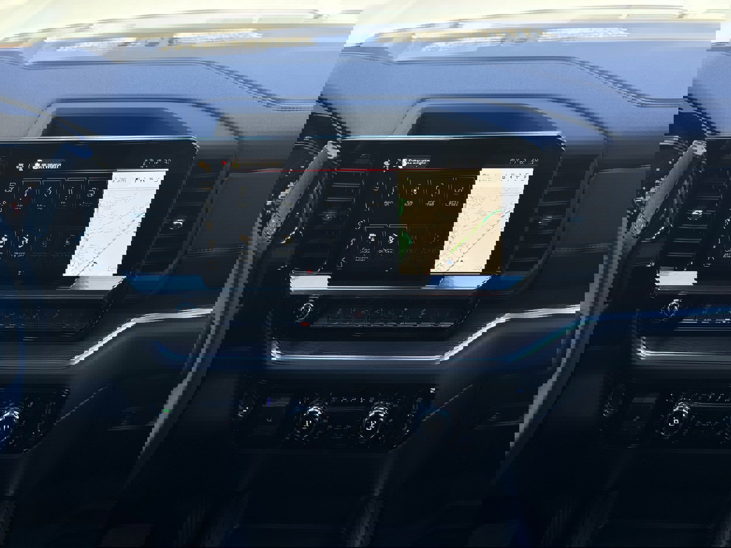 New 2026 GMC Sierra 2500 SLT w/ SLT Premium Package image 18