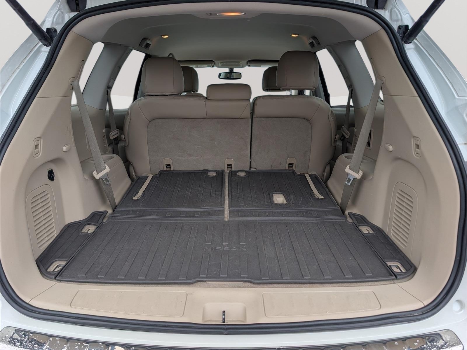 Used 2015 Nissan Pathfinder SL w/ SL Tech Package FWD image 13