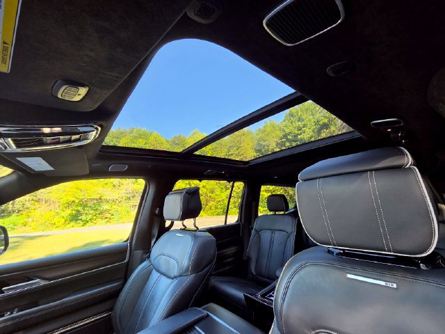 Used 2024 Jeep Grand Wagoneer Series II Obsidian w/ Quick Order Packagew 28T AWD/4WD image 22