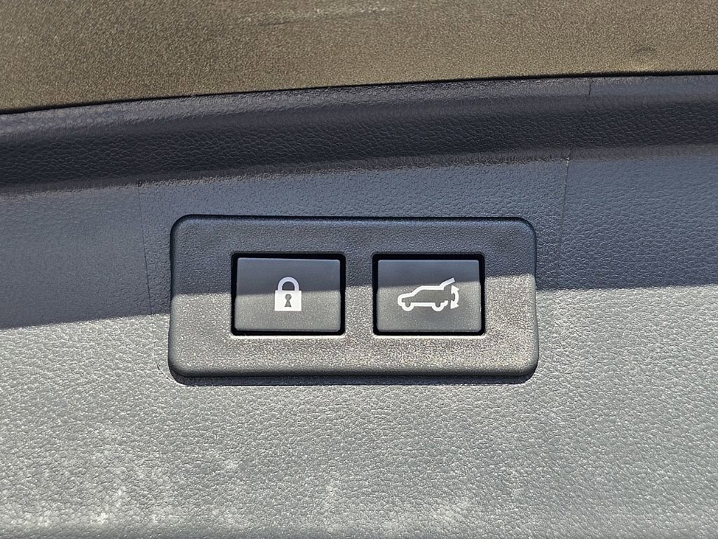 Used 2022 Subaru Outback Limited w/ Popular Package #2 image 13