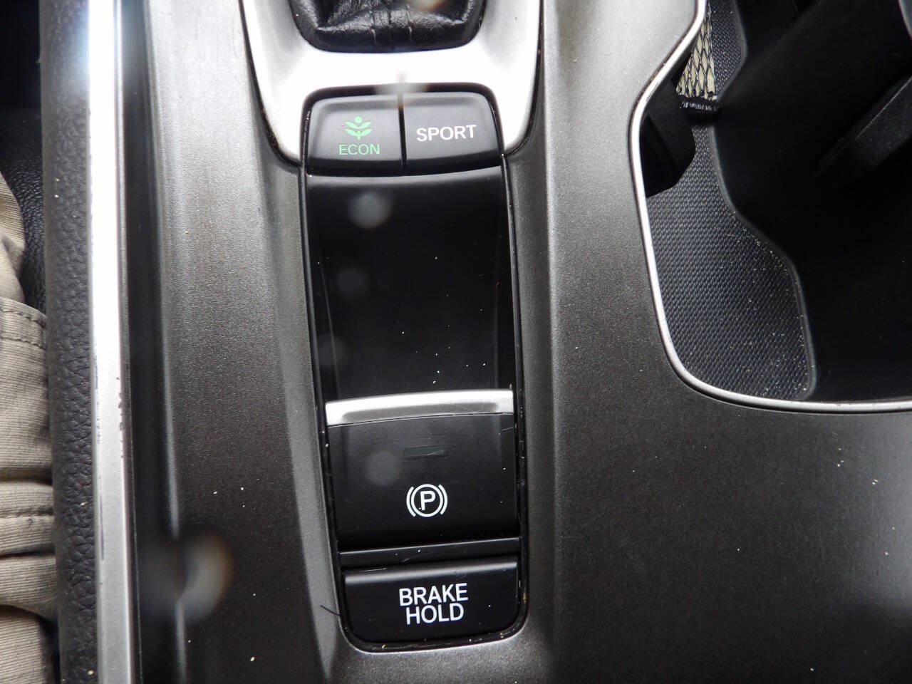 Used 2020 Honda Accord Sport image 10