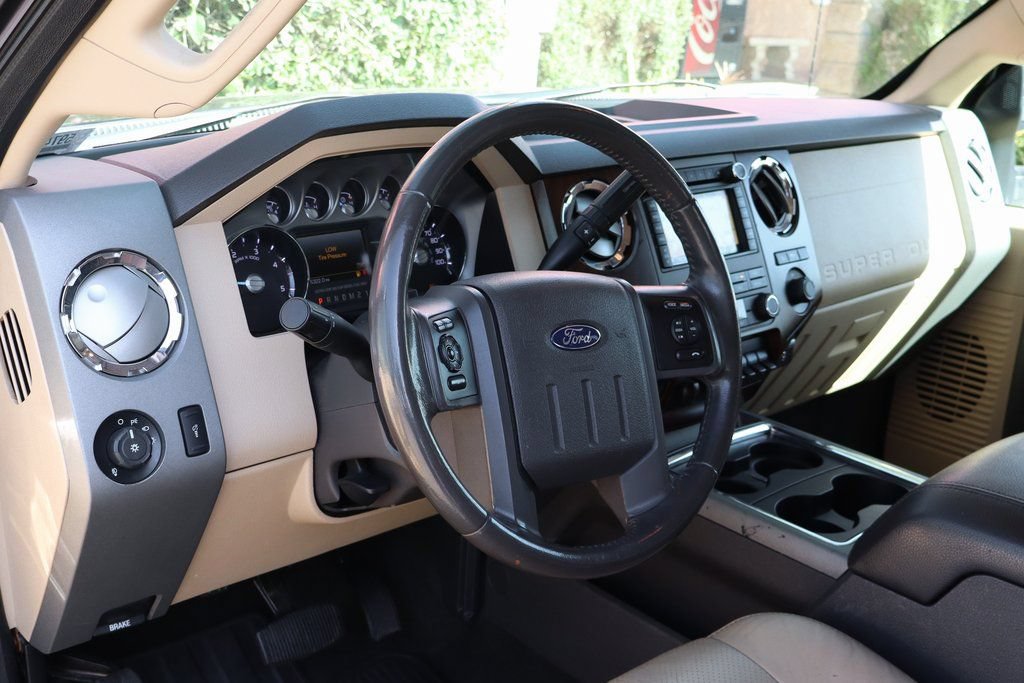 Used 2012 Ford F250 Lariat w/ Lariat Interior Pkg AWD/4WD image 22
