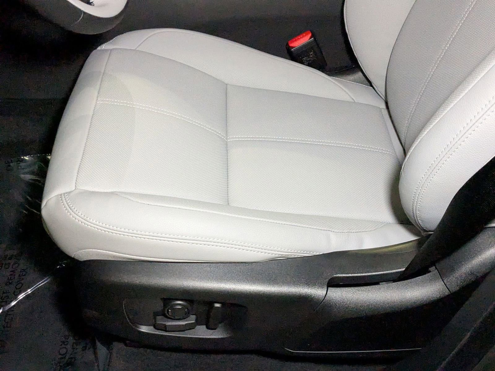 New 2026 Land Rover Range Rover Velar S image 4