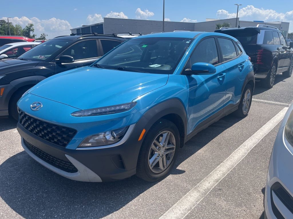 Used 2022 Hyundai Kona SE image 2