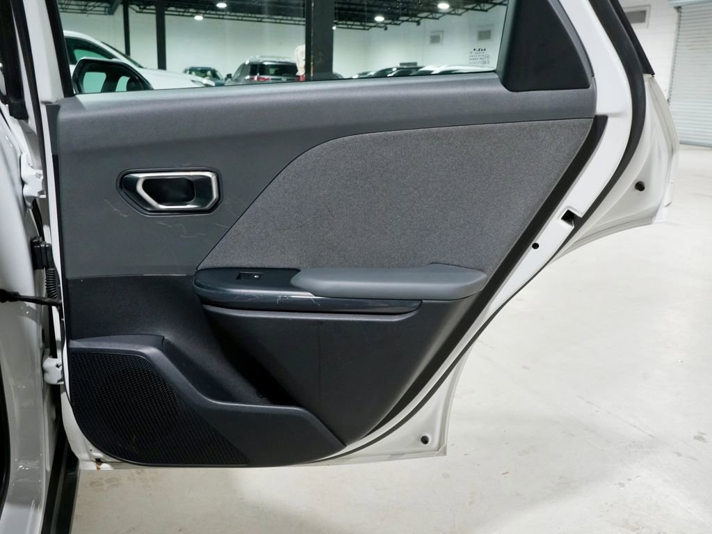 Used 2025 Kia K4 EX image 28