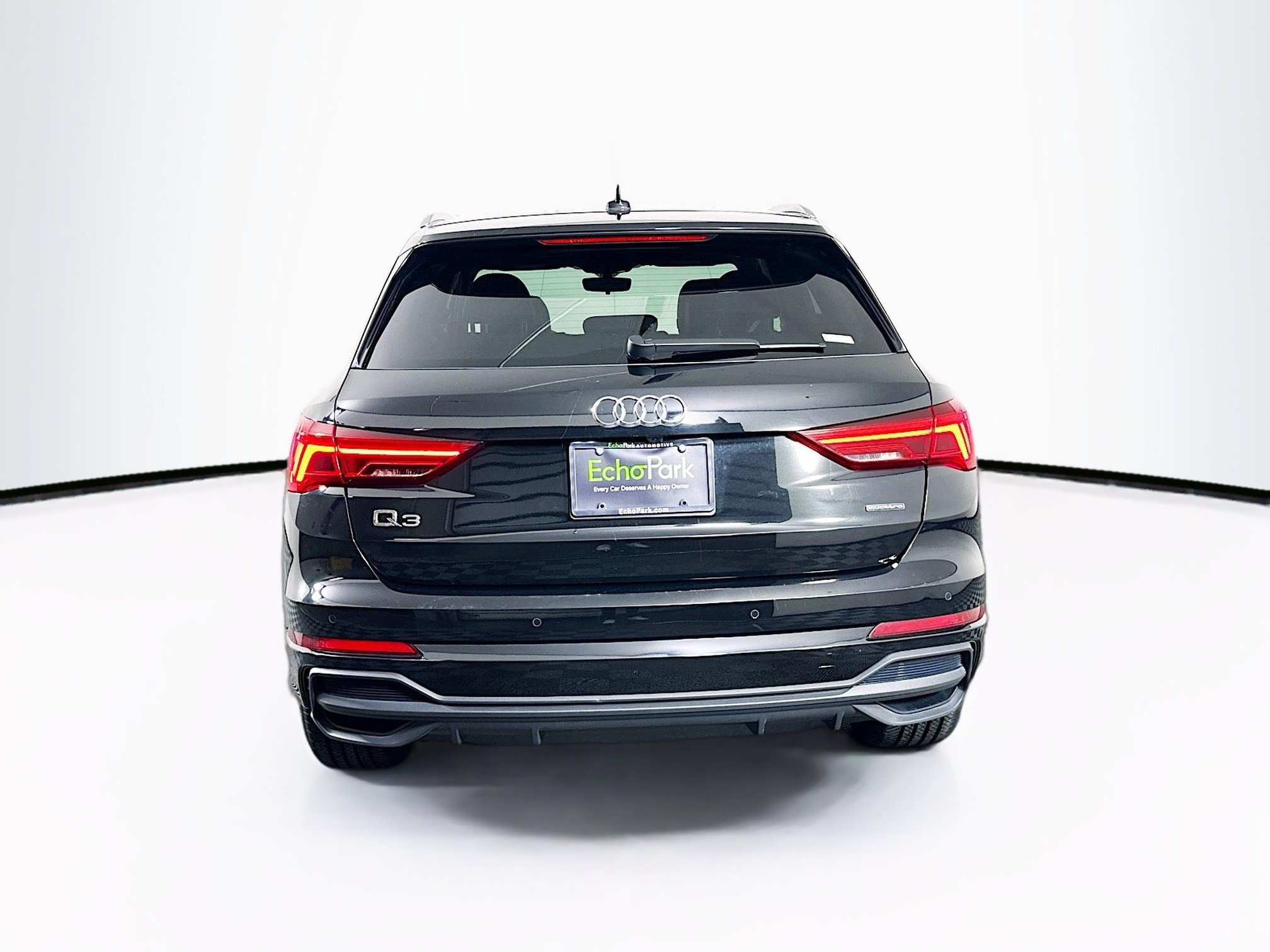 Used 2025 Audi Q3 2.0T Premium AWD/4WD image 7