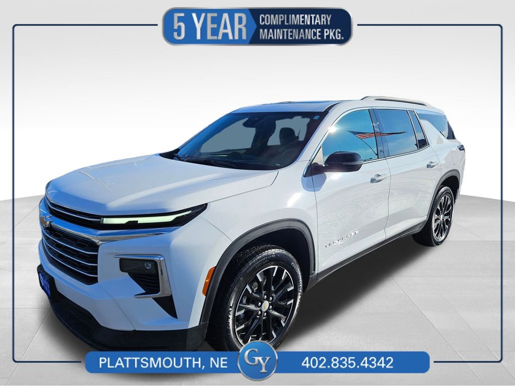 Used 2025 Chevrolet Traverse LT w/ Sun and Wheel Package