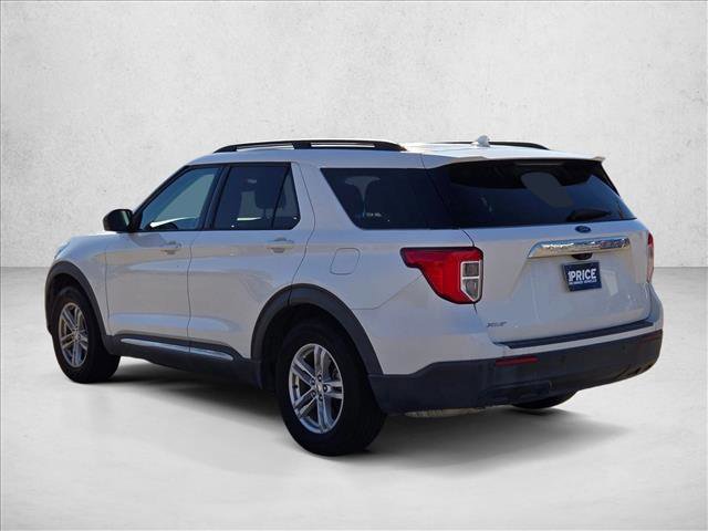 Used 2022 Ford Explorer XLT image 7