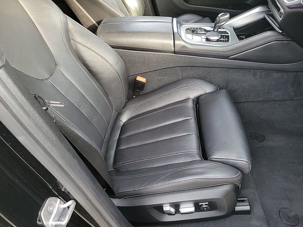 Used 2020 BMW X6 sDrive40i w/ Convenience Package image 30