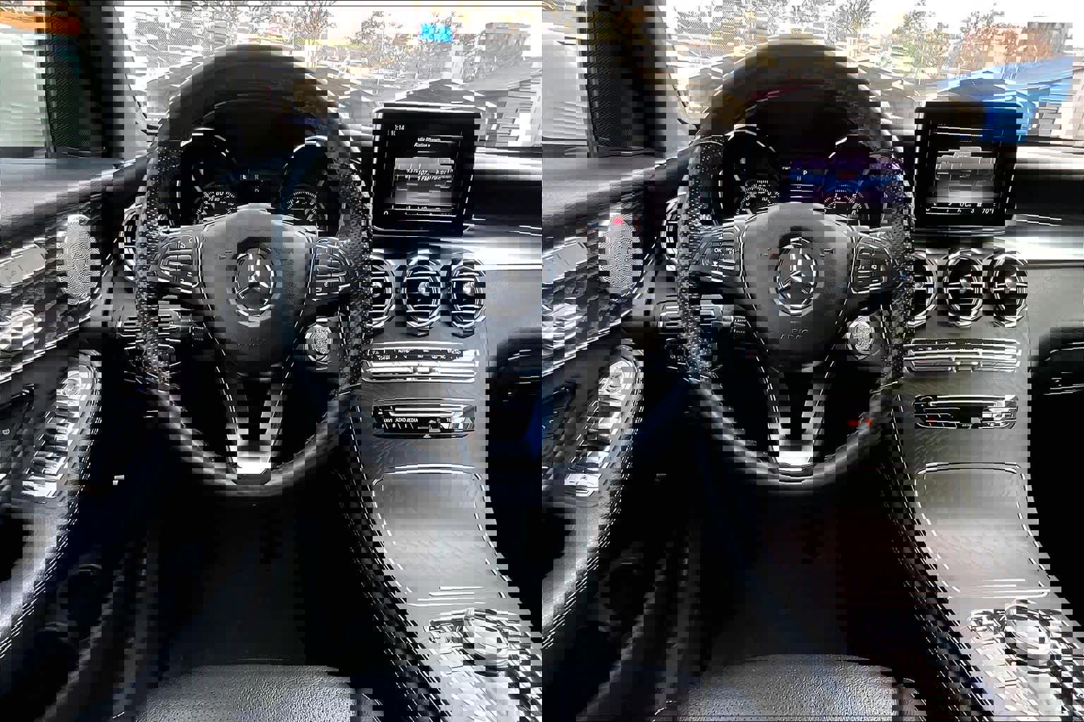 Used 2018 Mercedes-Benz GLC 300 4MATIC Coupe image 6