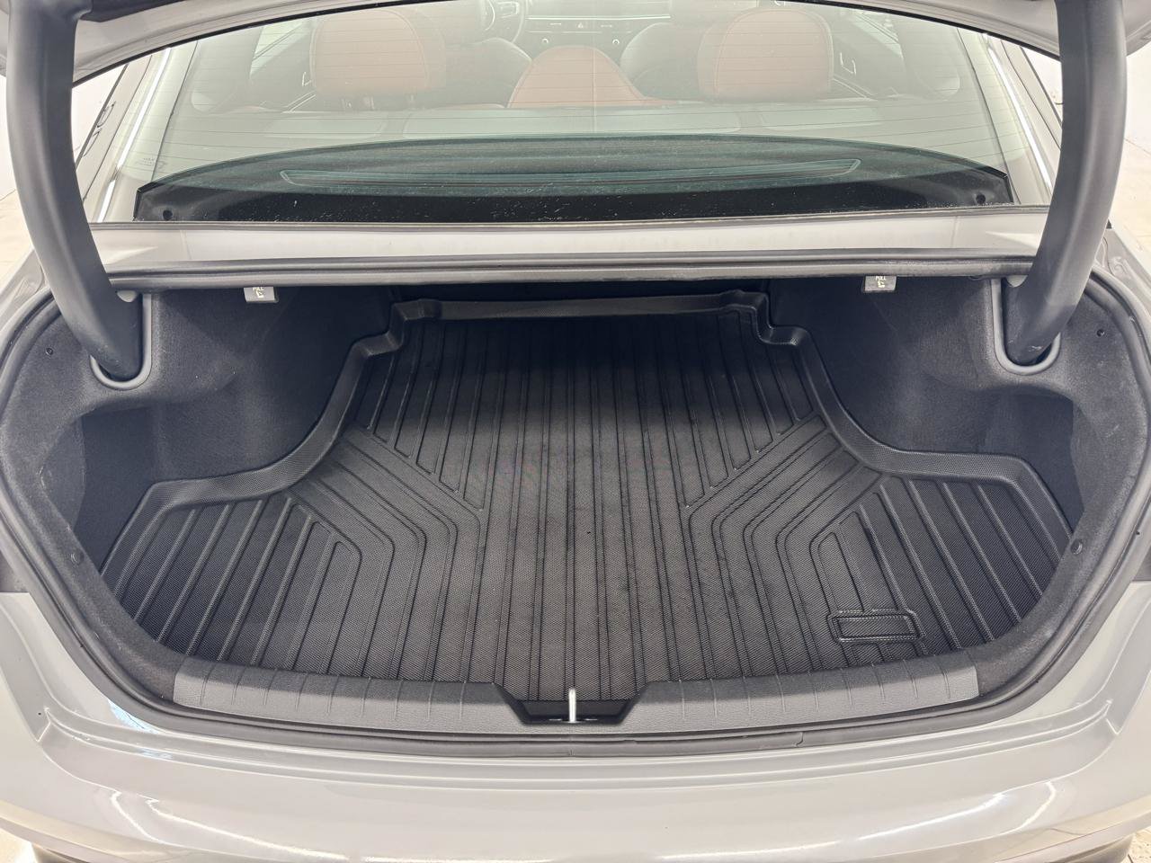 Used 2026 Kia K5 GT-Line w/ GT-Line Premium Package FWD image 7