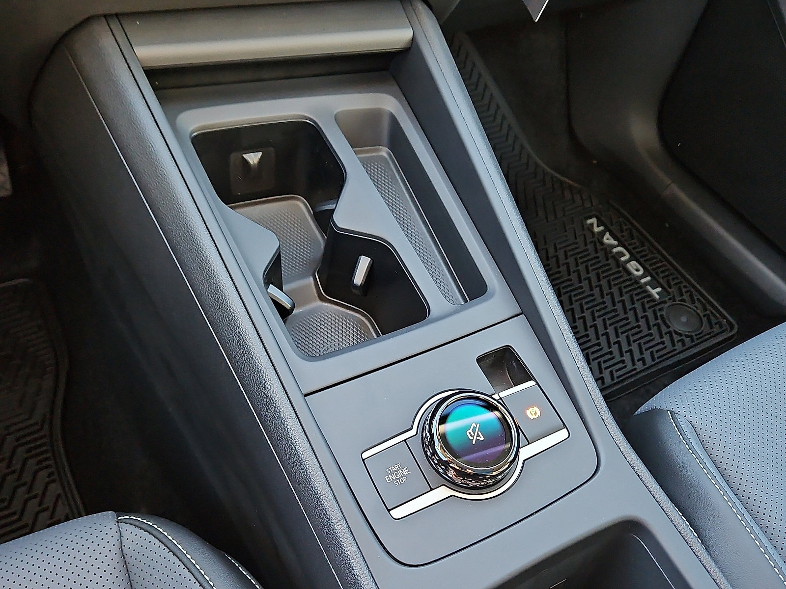 New 2026 Volkswagen Tiguan SE image 14