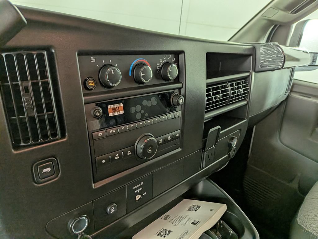 New 2026 Chevrolet Express 2500 w/ Driver Convenience Package RWD image 24