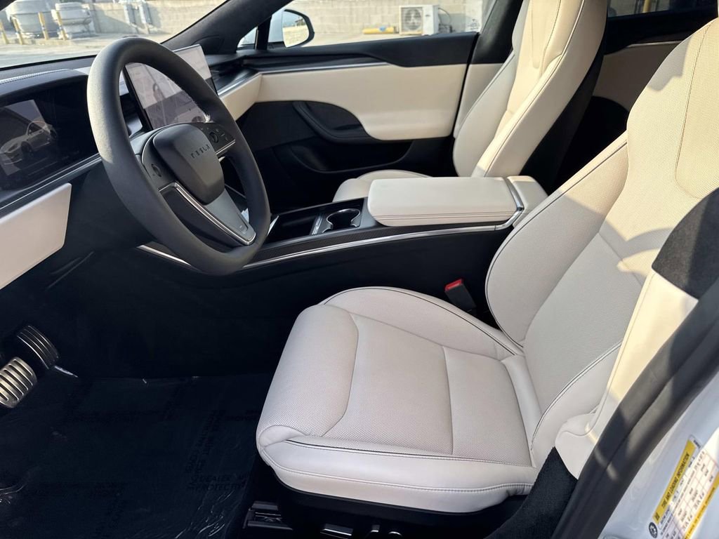 Used 2021 Tesla Model S Plaid image 16