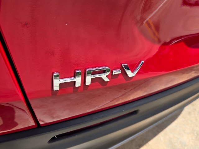 Used 2025 Honda HR-V Sport image 10