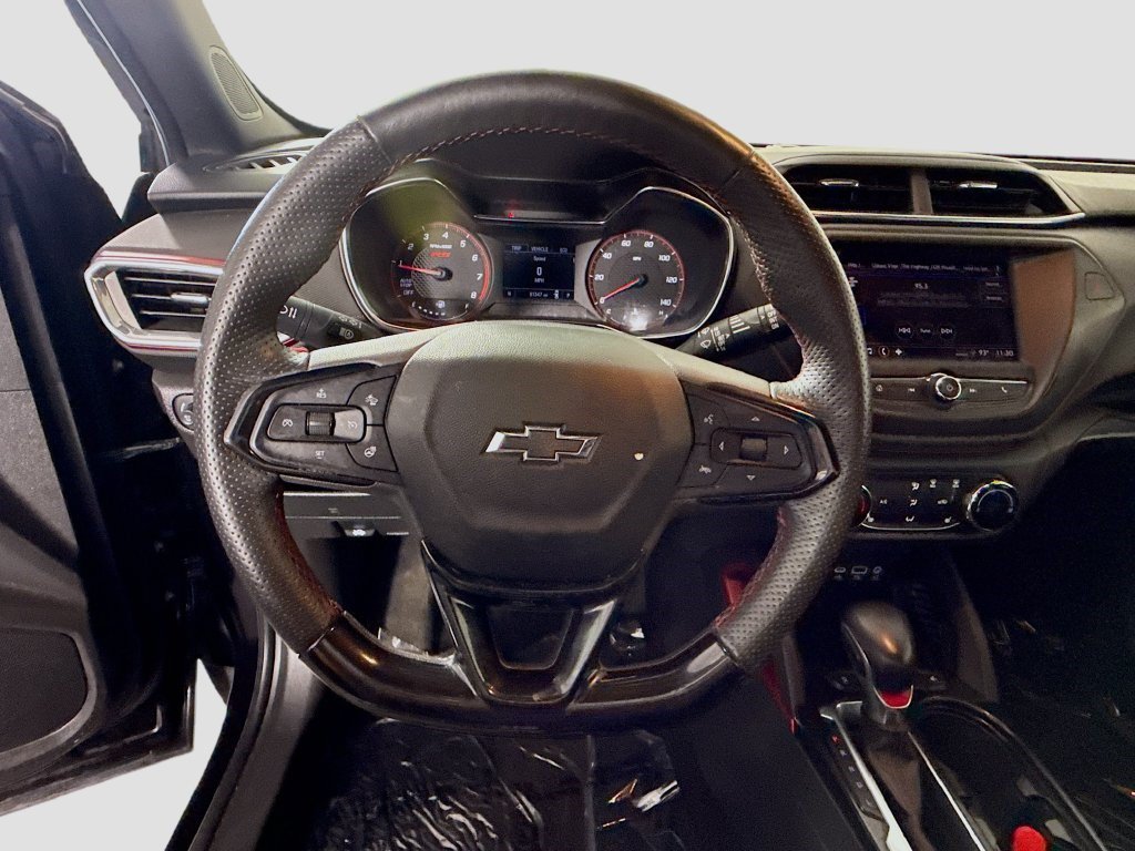 Used 2022 Chevrolet TrailBlazer RS FWD image 12
